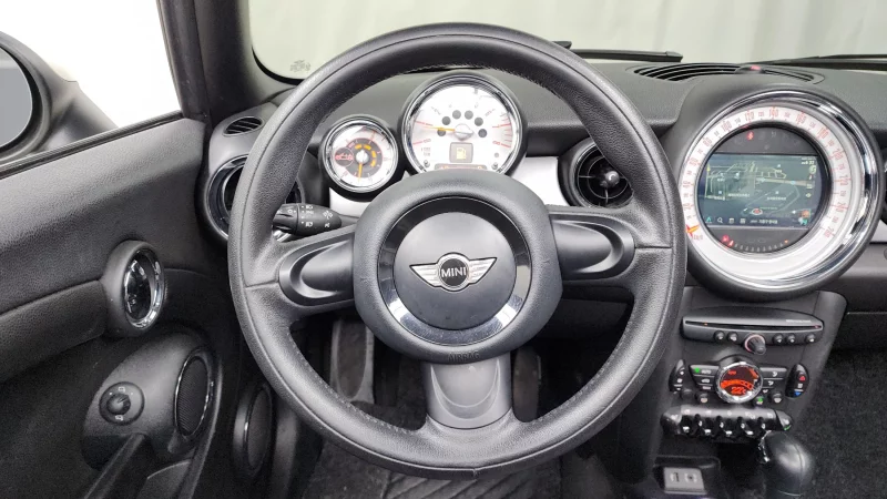 MINI Cooper Convertible