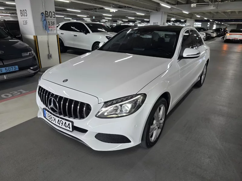Mercedes-Benz C-Class
