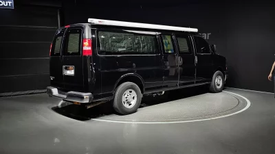 Chevrolet Express Van