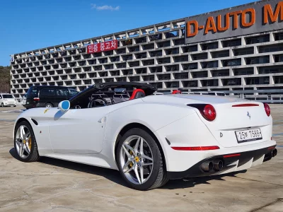 Ferrari CALIFORNIA