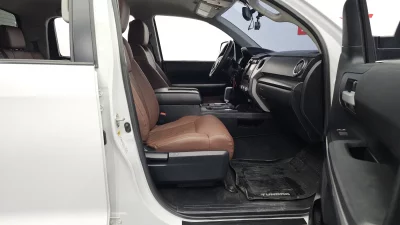 Toyota TUNDRA