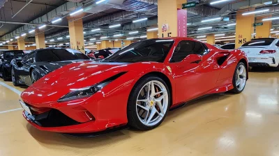 Ferrari F8