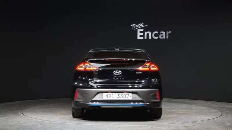 Hyundai Ioniq
