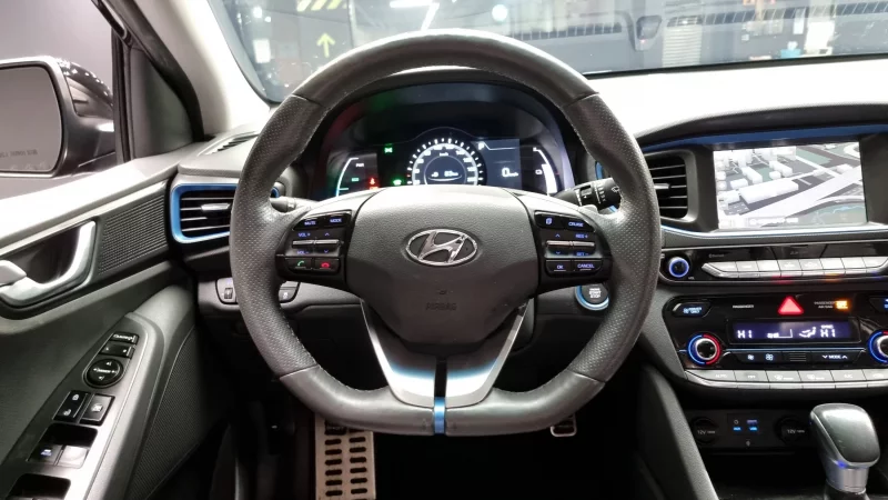 Hyundai Ioniq