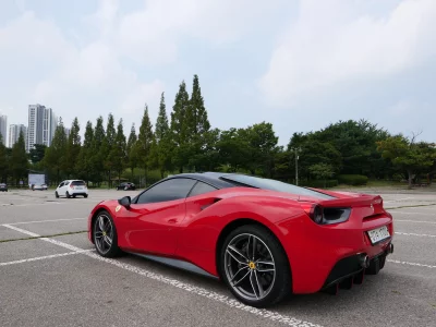 Ferrari 488