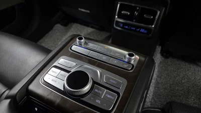 Kia K9