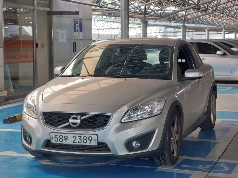 Volvo C30