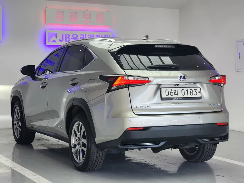 Lexus NX