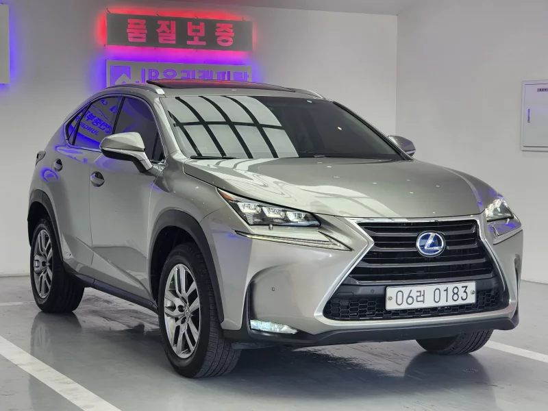 Lexus NX
