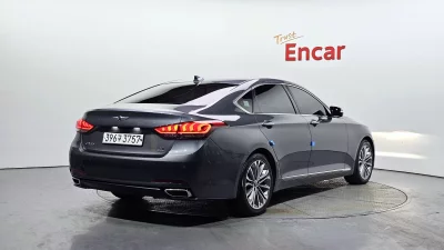 Hyundai Genesis