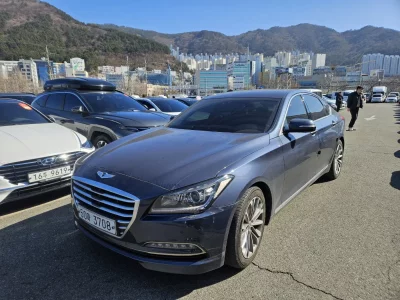 Hyundai Genesis