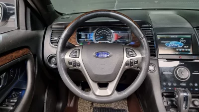 Ford TAURUS