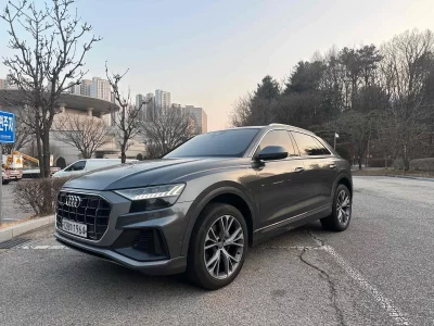 Audi Q8