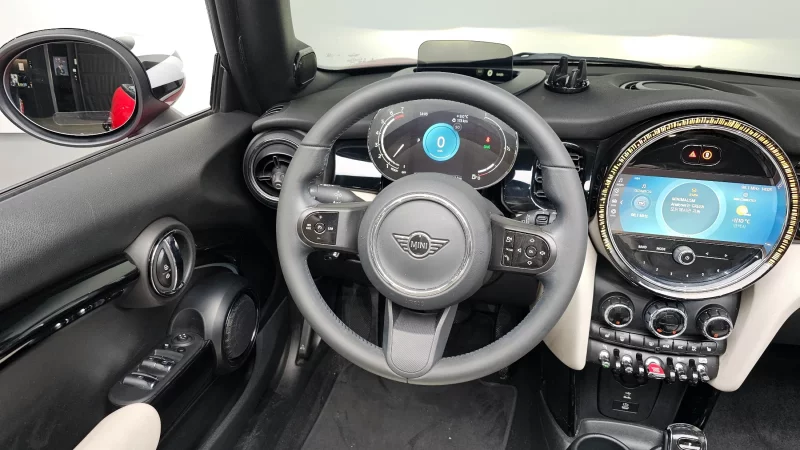 MINI Cooper Convertible