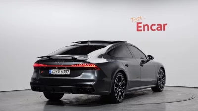 Audi S7