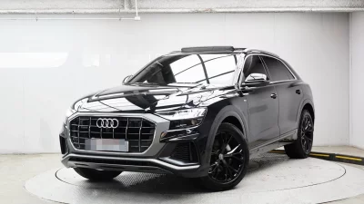 Audi Q8