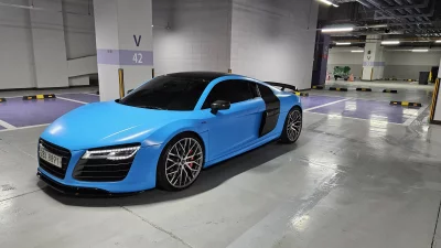 Audi R8