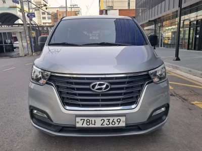 Hyundai Starex