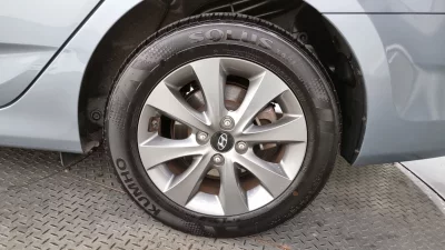Hyundai Accent