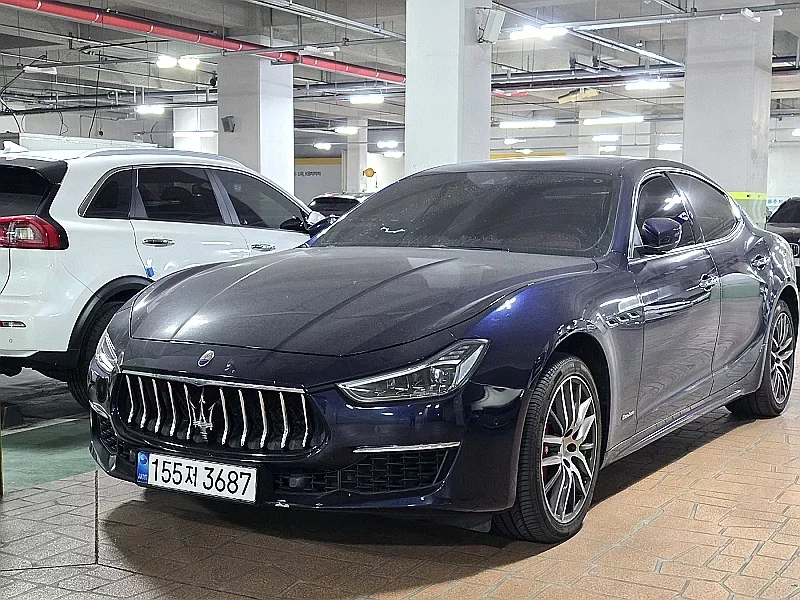 Maserati GHIBLI