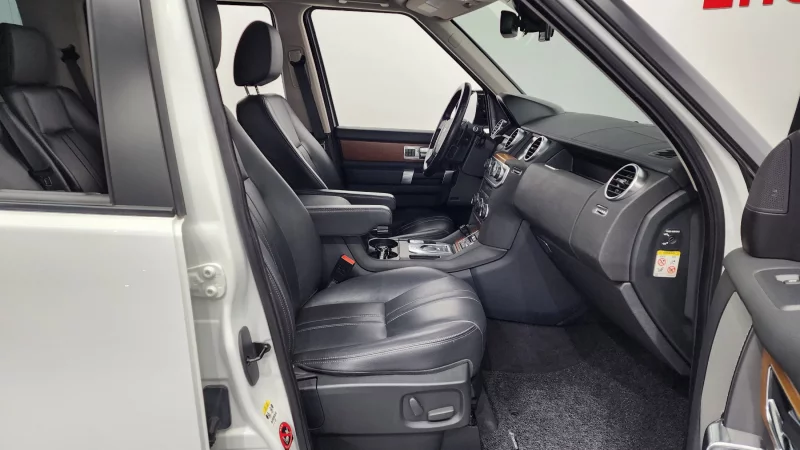 Land Rover DISCOVERY