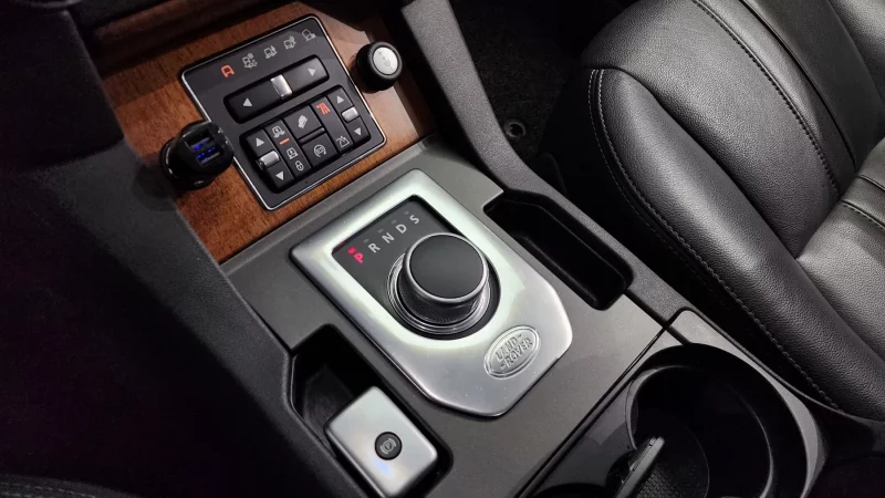 Land Rover DISCOVERY