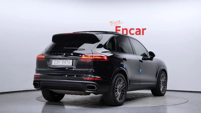Porsche CAYENNE
