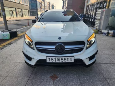 Mercedes-Benz GLA-Class