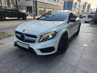 Mercedes-Benz GLA-Class