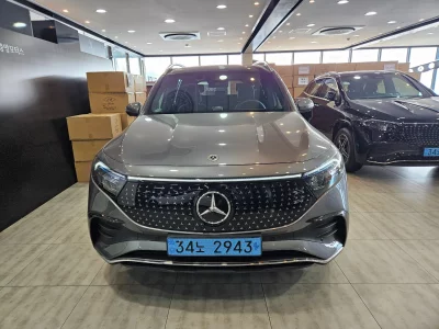 Mercedes-Benz EQB