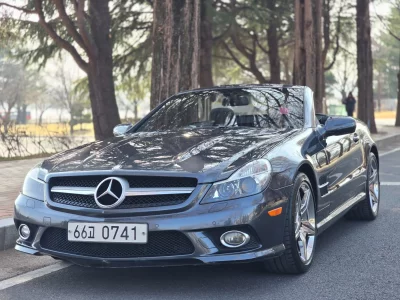 Mercedes-Benz SL-Class