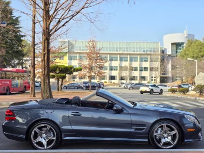 Mercedes-Benz SL-Class