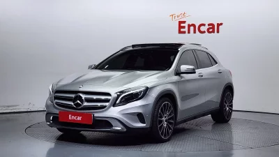 Mercedes-Benz GLA-Class