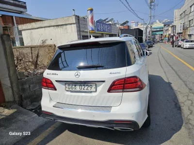 Mercedes-Benz GLE-Class