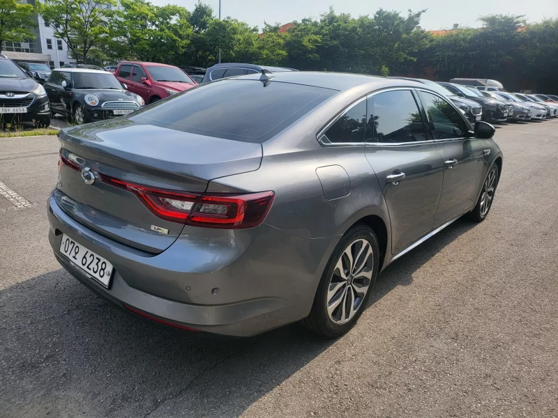 Renault Samsung SM6