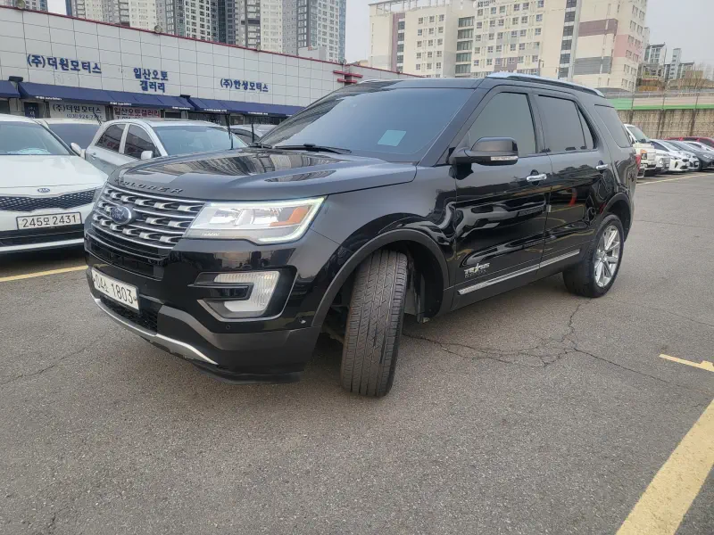 Ford Explorer