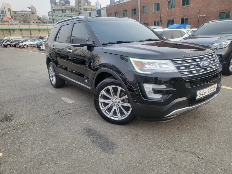 Ford Explorer