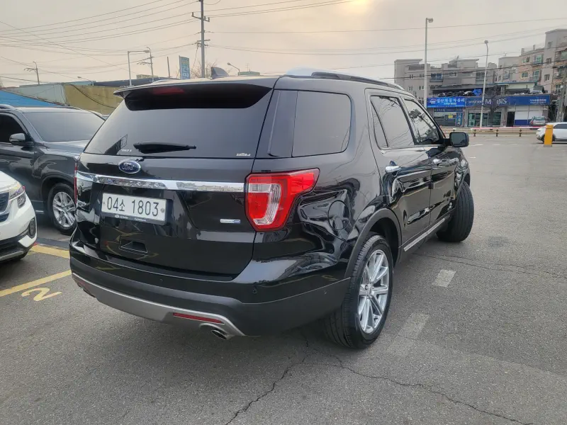 Ford Explorer