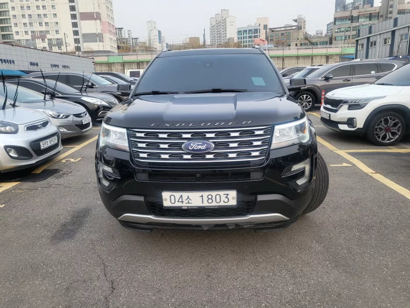 Ford EXPLORER