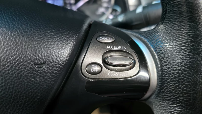 Infiniti M37