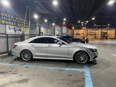 Mercedes-Benz CLS-Class