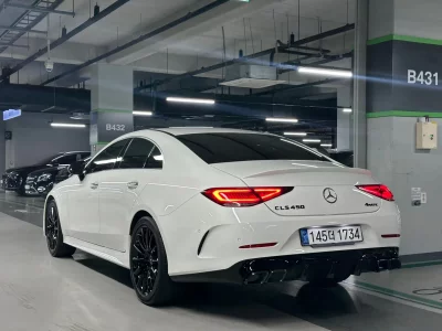 Mercedes-Benz CLS-Class