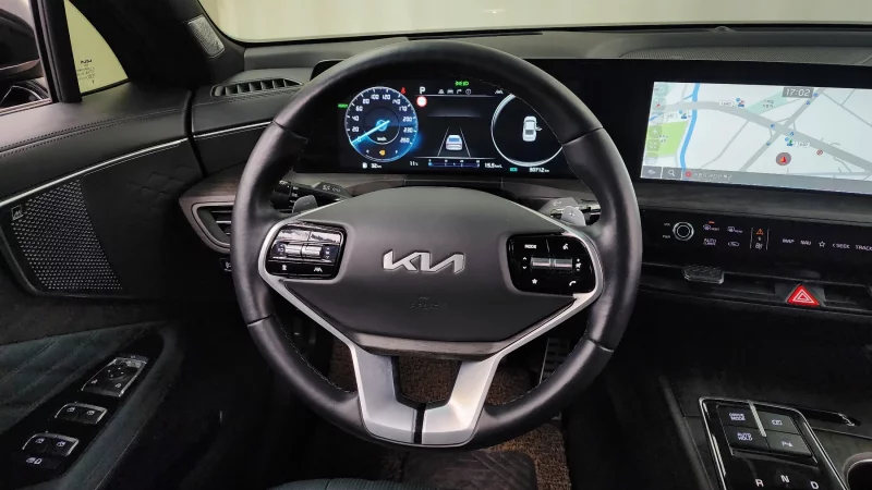 Kia K8