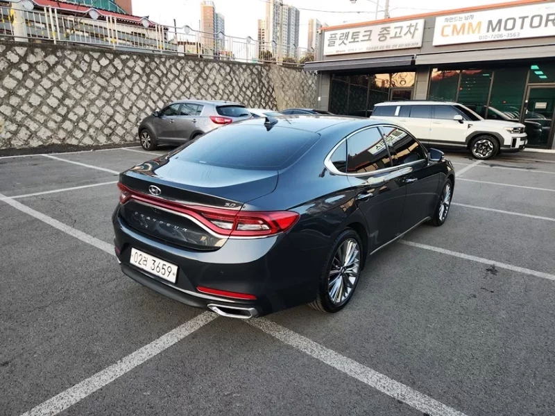 Hyundai Grandeur