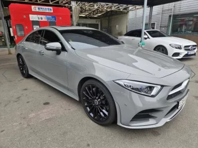 Mercedes-Benz CLS-Class