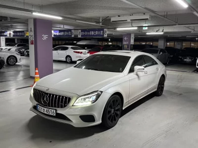 Mercedes-Benz CLS-Class