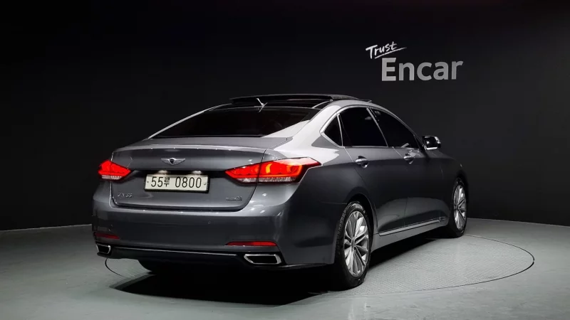 Hyundai Genesis