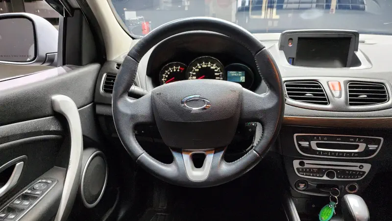 Renault SM3