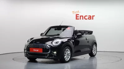 MINI Cooper Convertible