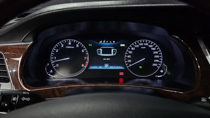 Hyundai Equus